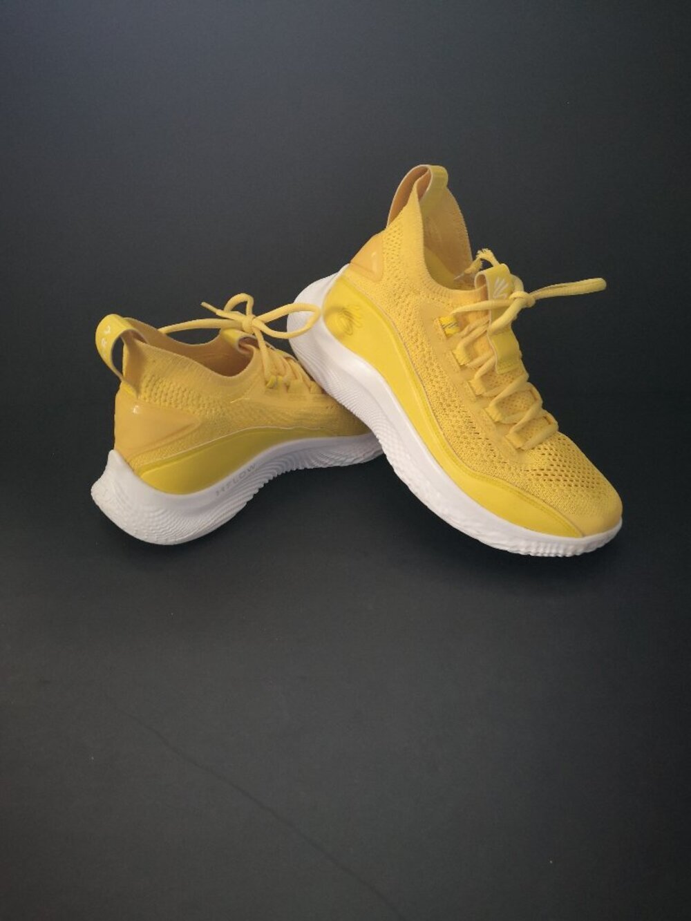 Under Armour Curry Flow 8 Youth's Size 5.5 Bright Yellow Basketball Shoes